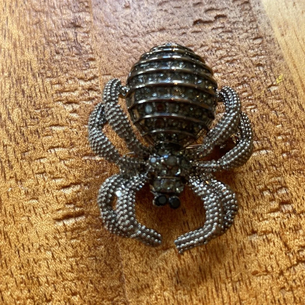 SPECIAL Lidded Tin withSpider Brooch Multi-stone Bracelet & Necklace - Picture 6 of 11